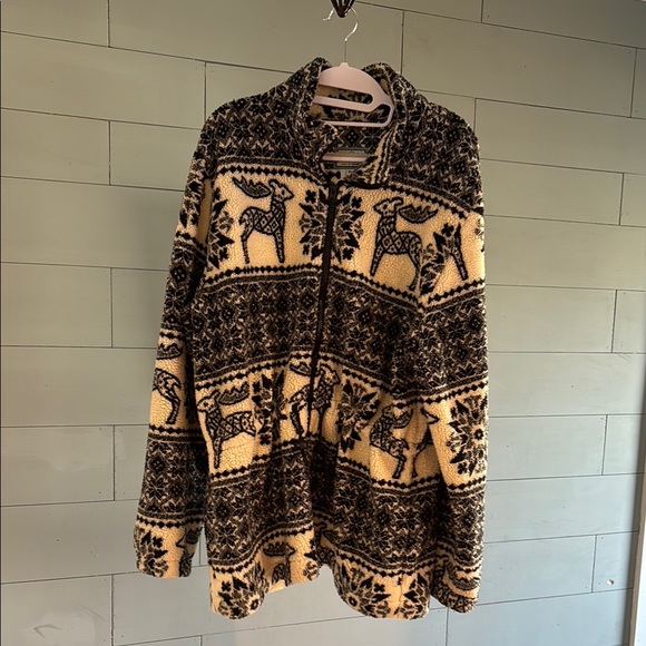 Pendleton Jackets & Blazers - Pendleton Black and Cream Patterned Jacket